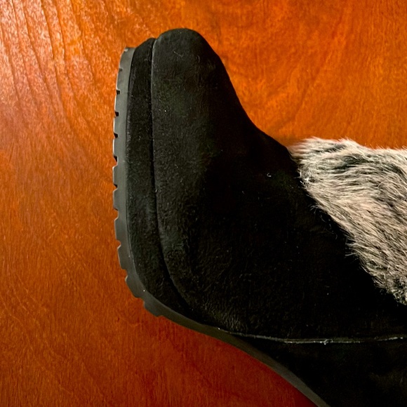 Faux Fur High Heel Boots. NWOT. Size 8.5 fitting Size 8 - Picture 6 of 9